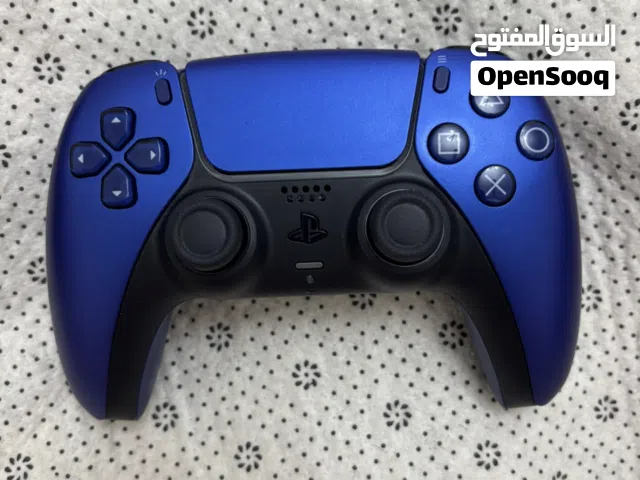 Ps5 controller for sale with minor issue.