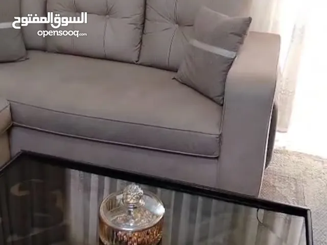 طقم كورنر مع الطاوله مستعمل