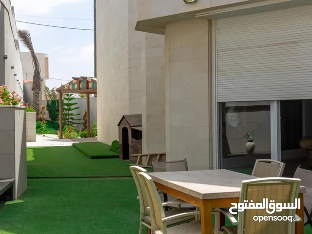 450 m2 4 Bedrooms Villa for Sale in Amman Al-Thuheir