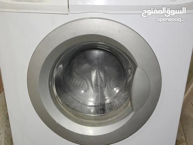 غساله وايت بوينت ايطالي الصنع 7كيلو بحالة جيدة جدا