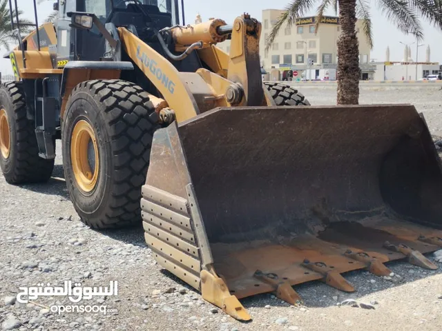 2016 Wheel Loader Construction Equipments in Al Dakhiliya