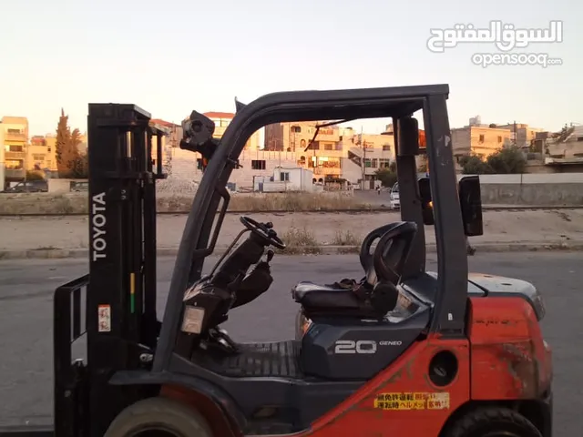 2013 Forklift Lift Equipment in Amman