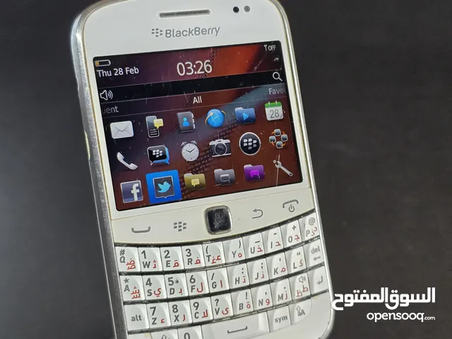 Blackberry Bold 9780 White