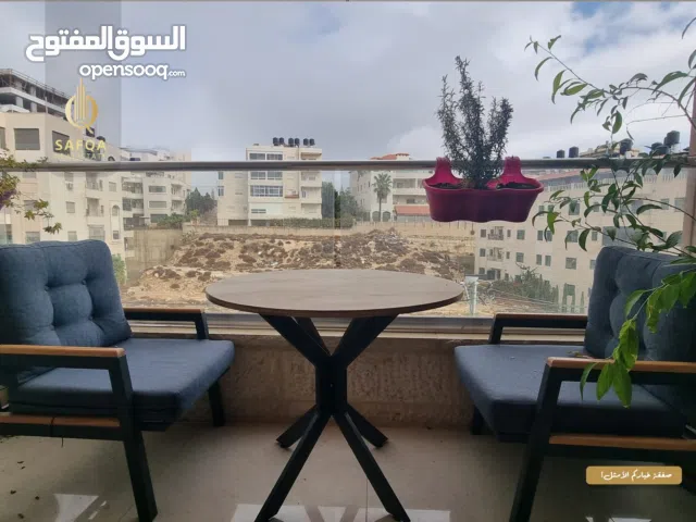 شقة للبيع بموقع مميز قريب لوسط البلد  مع اطلالة