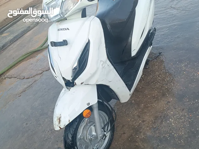 هوندا اكتيفيا للبيع الله ايبارك