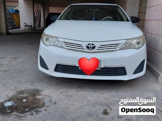 2014 تويوتا كامري GL