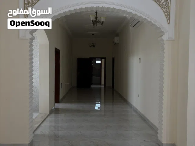 511 m2 More than 6 bedrooms Villa for Rent in Abu Dhabi Shakhbout City