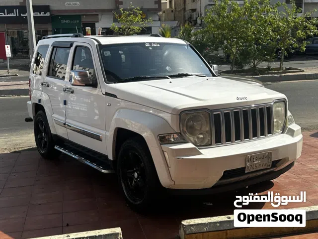 **للبيع: جيب ليبرتي 2012 – بحالة ممتازة**