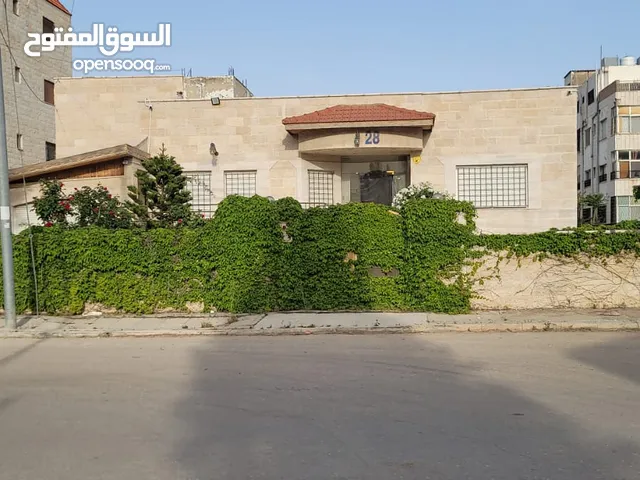 250 m2 3 Bedrooms Villa for Sale in Irbid Al Hay Al Sharqy