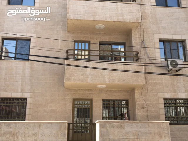94 m2 4 Bedrooms Apartments for Sale in Zarqa Jabal Tareq