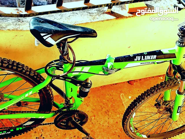 Bicycle With all gears. Breaks are abs. Still good condition Tyres are still good condition