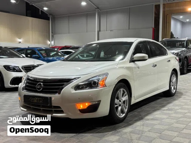 2015 Nissan Altima Standard
