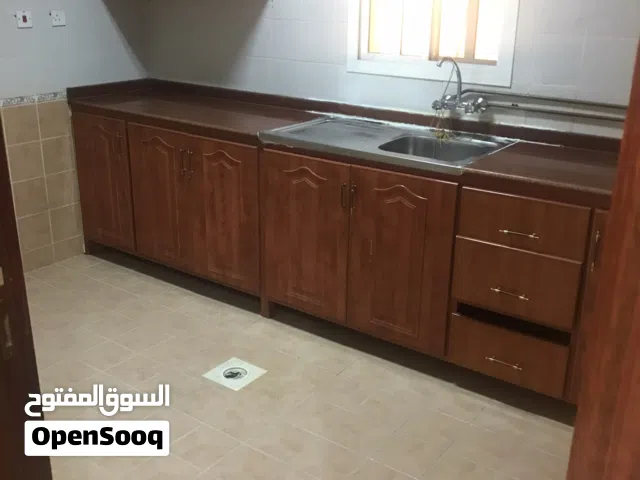 للايجار شقه 3 غرف في مدينه خليفه