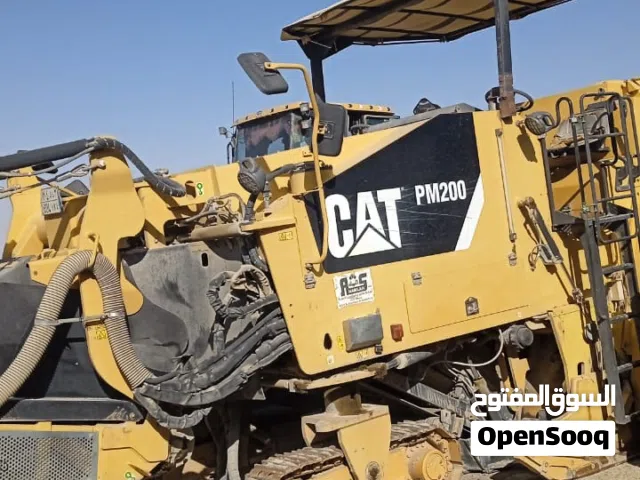 Caterpillar pm200 milling machine