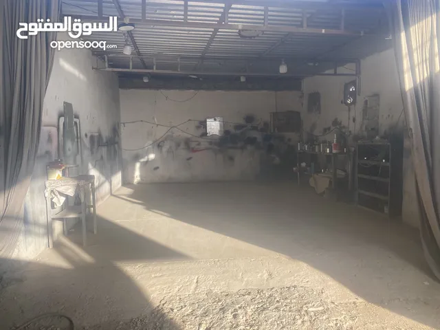 ورشة سمكرة للايجار