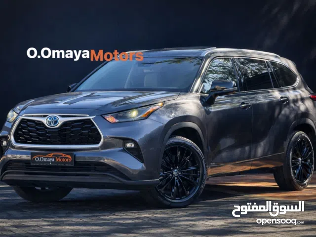 Toyota Highlander Business 2023 Hybrid دفع رباعي، 6+1 مقاعد، فتحة سقف، فحص نخب، بسعرررررر مميز