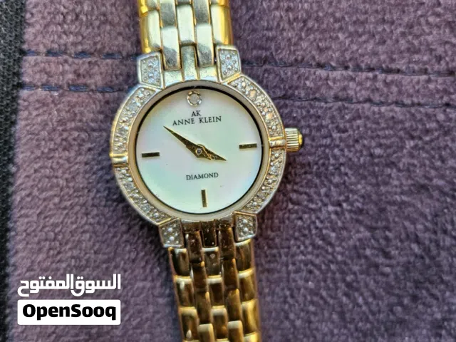 ساعة Anne Klein
