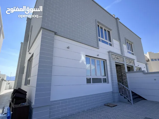 429m2 5 Bedrooms Villa for Sale in Muscat Amerat