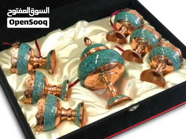 أواني ضيافة مطعّمة بالفيروز الطبيعي الإیراني