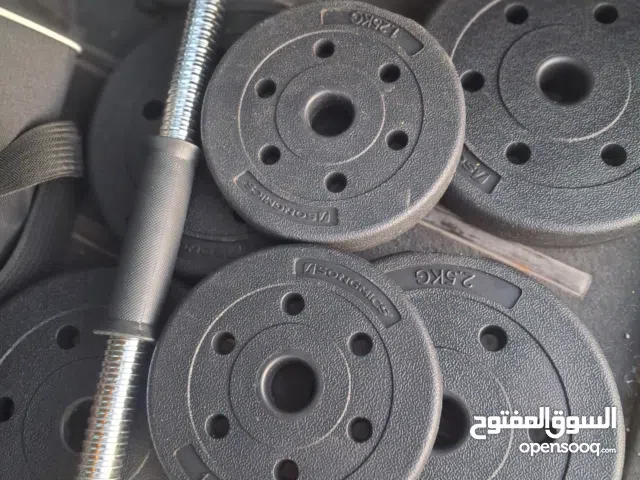 دمبلز و12.5k أوزان