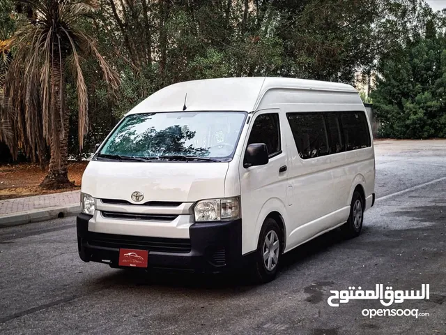 TOYOTA HIACE HIGHROOF MODEL 2018 PASSENGER MINI BUS FOR SALE URGENT
