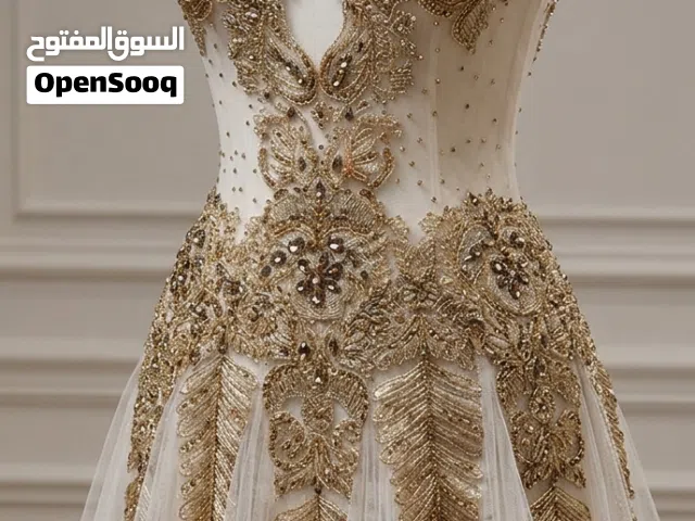 فستان مناسبات ملبوس مره وحده بس