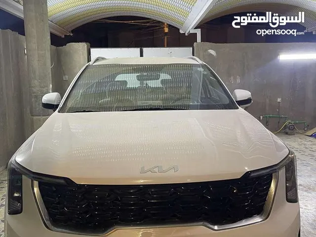 سورنتو موديل 24 رقم اربيل محرك 2500 كفاله عامه جديده جداً بحال الزيرو المسافه المقطوعه 4الف السعر ال