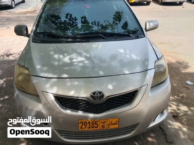 Tyoota yaris for sale