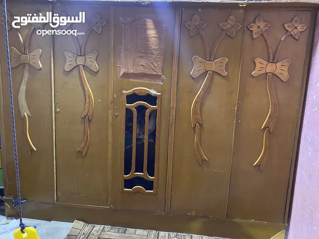 خزائن ودولاب