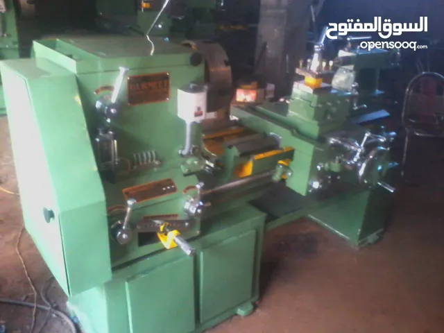Heavy duty lathe machine we manufacturing various sizes workshop machinery 
www.gurmeetmachines.comm