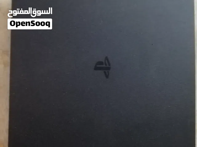 PS4 للبيع و غير قابل للبدل