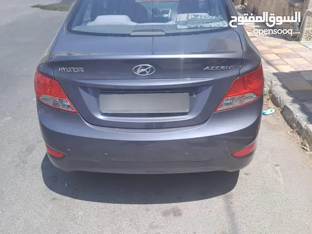هونداي اكسنت 2011