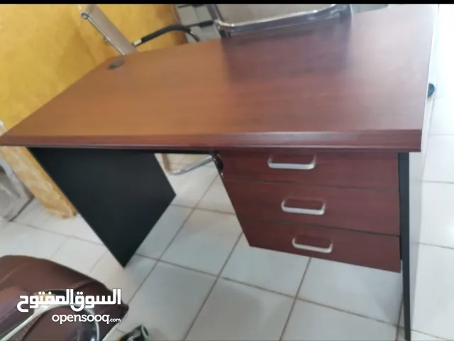 اثاث مكاتب للبيع : اثاث مكتبي : طاولات وكراسي : ارخص الاسعار في السودان