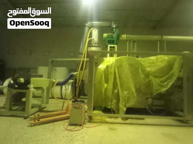 خط انتاج مصنع لصناعة حفاظات الأطفال