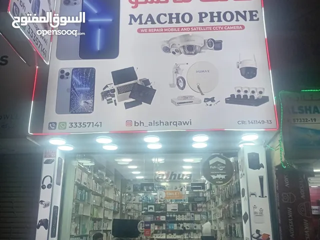 We are selling our mobile Urgent because I want to go vacation there have tow visa after onemon 1 vi