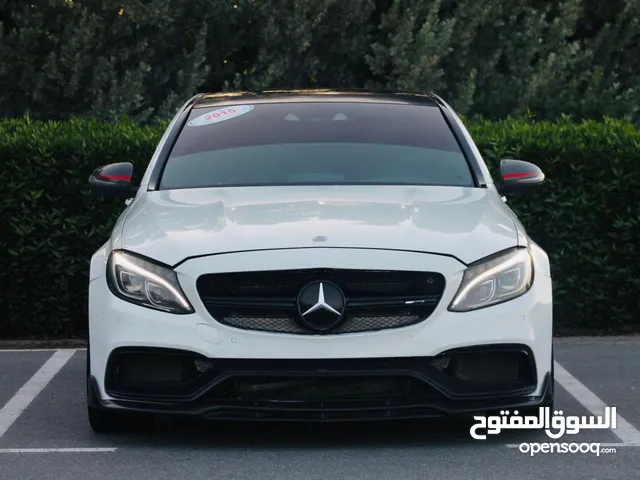 Mercedes-Benz C 63 AMG 8V gcc 2015