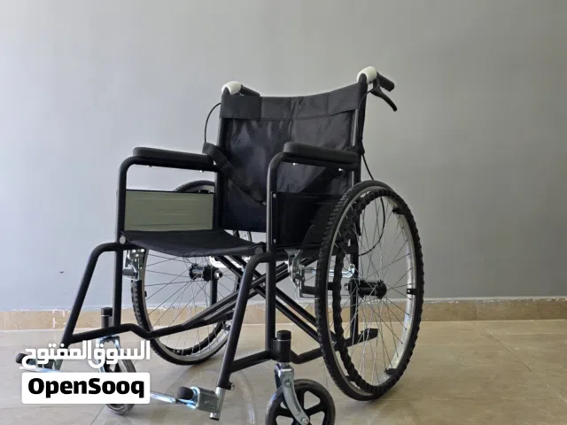 كرسي متحرك طبي قابل للطي بجودة ومواصفات عالية (wheelchair )