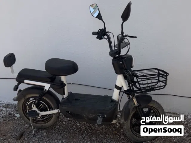 للبيع دراجه كهربائيه