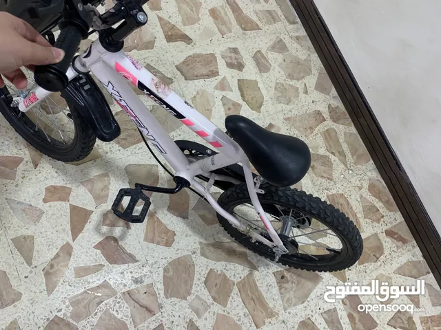 بسكاليت اطفال مستعمل شهر للبيع
