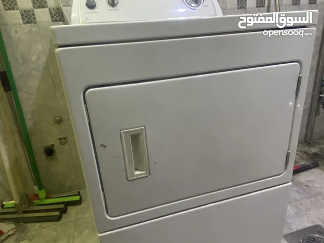 نشافة ملابس وكل اشي