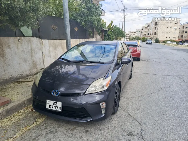 Used Toyota Prius in Amman