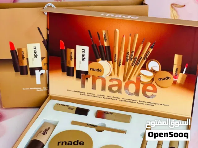 جمالك في علبة واحدة! لكل امرأة تبحث عن الإطلالة المثالية بلمسة احترافية،