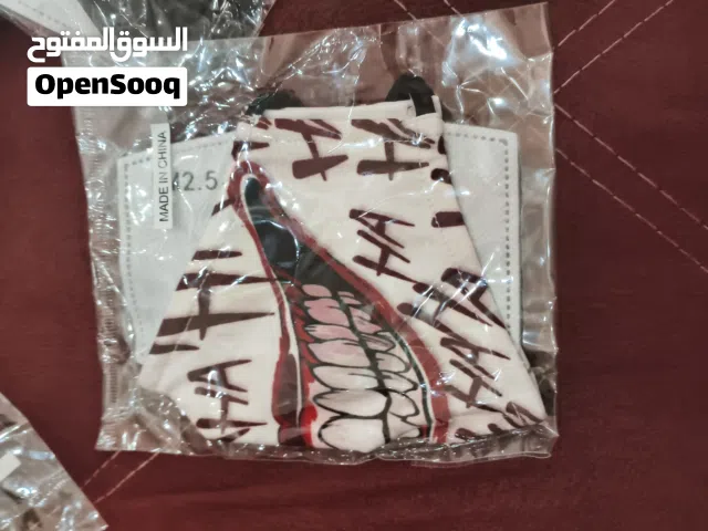 كمامات بأشكال مختلفة و متنوعة