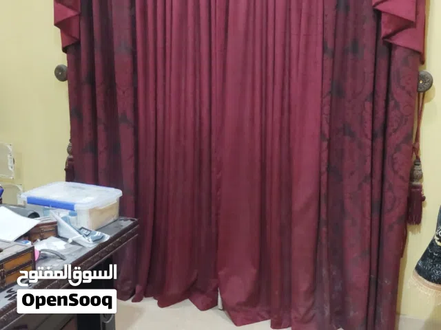 للبيع ستارة