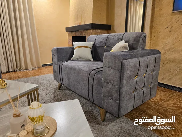 كنب نضيف استعمال عرسان تفصيل ومرتب