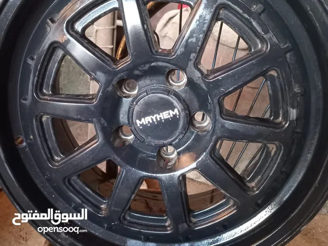 مطلوب جنط 17 فرده وحده نفسه او شبيه