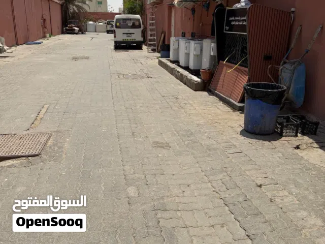 سكن عمال للإيجار في المصفح 39 الصناعية عدد الغرف 100