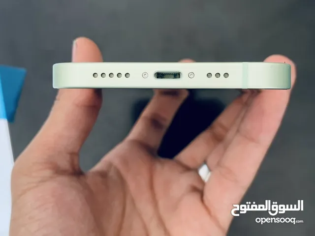 ايفون 12 ...