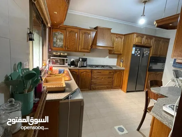 190m2 3 Bedrooms Apartments for Rent in Amman Deir Ghbar