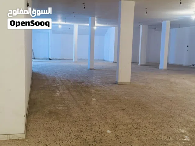 مخزن او معمل للايجار